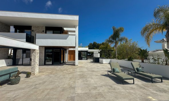 Resale - Villa - Orihuela Costa - Villamartín