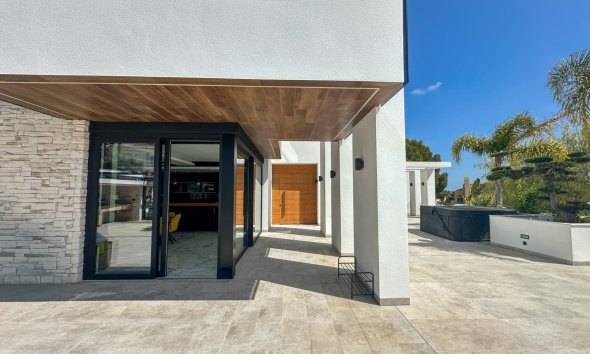 Resale - Villa - Orihuela Costa - Villamartín