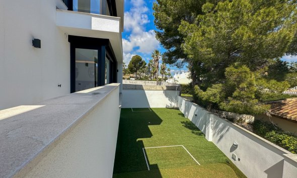 Resale - Villa - Orihuela Costa - Villamartín
