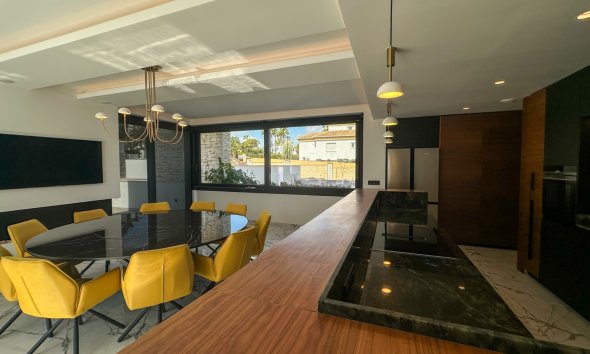 Resale - Villa - Orihuela Costa - Villamartín