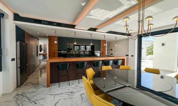 Resale - Villa - Orihuela Costa - Villamartín