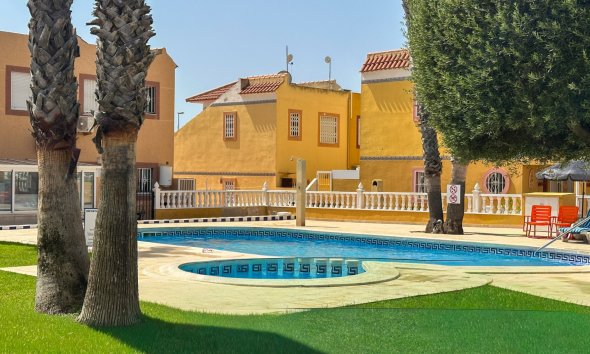 Resale - Terraced house / Townhouse - Orihuela Costa - La Regia