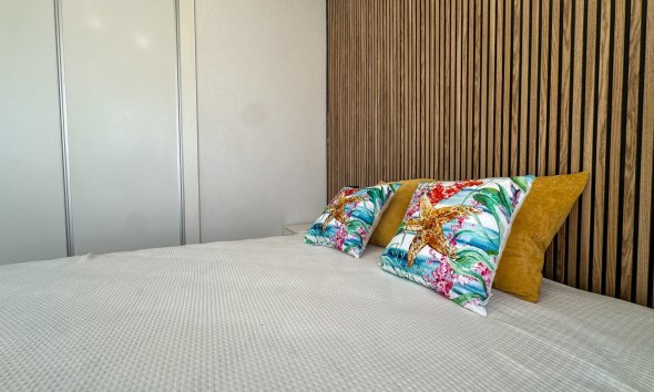 Resale - Terraced house / Townhouse - Orihuela Costa - La Regia