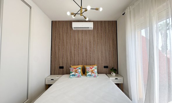 Resale - Terraced house / Townhouse - Orihuela Costa - La Regia