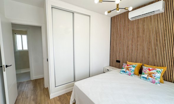 Resale - Terraced house / Townhouse - Orihuela Costa - La Regia
