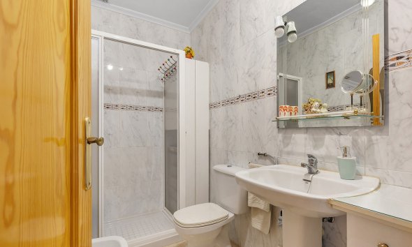 Reventa - Villa - Los Alcazares - Centro
