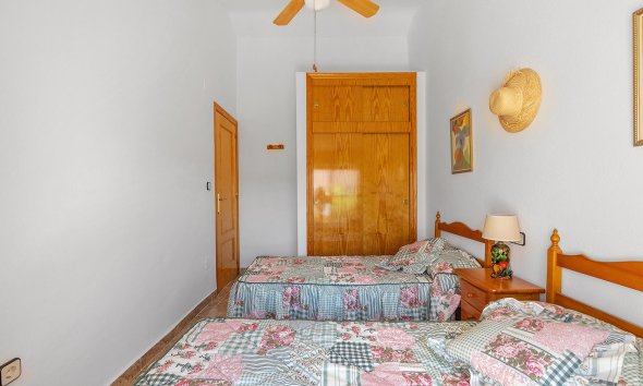 Reventa - Villa - Los Alcazares - Centro