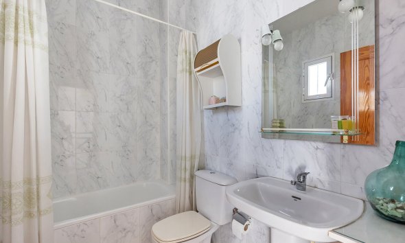 Reventa - Villa - Los Alcazares - Centro