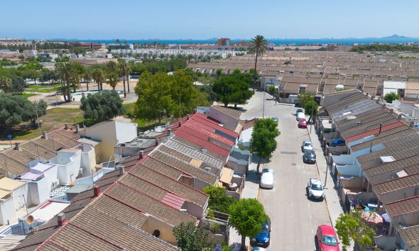 Reventa - Villa - Los Alcazares - Centro