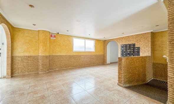 Resale - Apartment - Torrevieja - El Molino