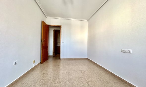Resale - Apartment - Torrevieja