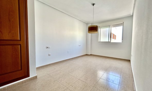 Resale - Apartment - Torrevieja