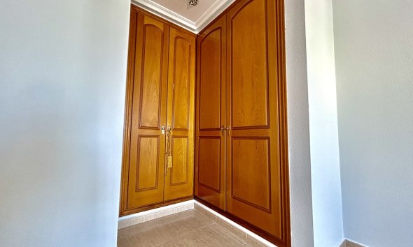 Resale - Apartment - Torrevieja