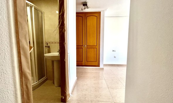 Resale - Apartment - Torrevieja