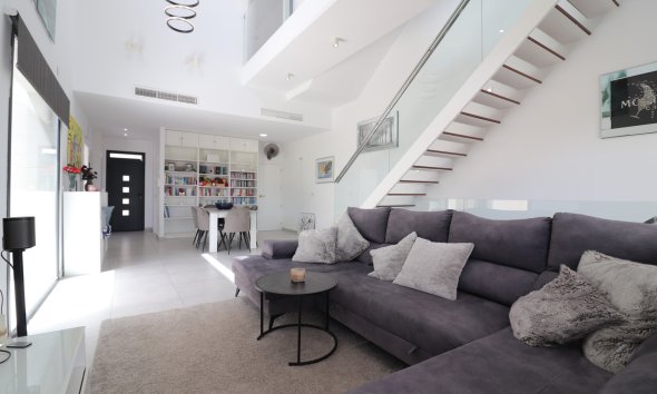 Reventa - Villa - Benijofar