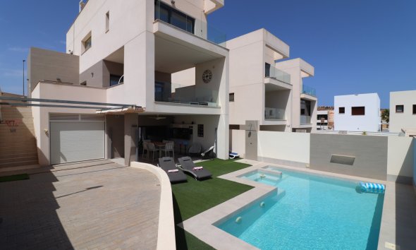 Reventa - Villa - Benijofar