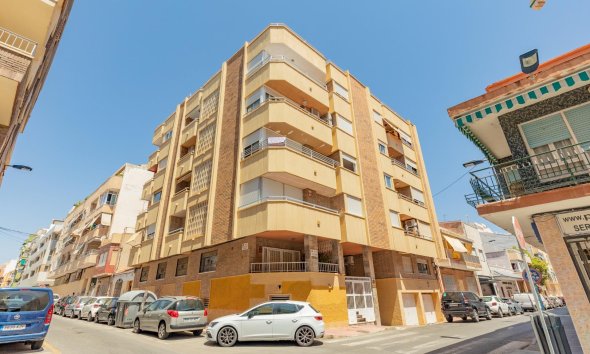Resale - Apartment - Torrevieja - Playa del Cura
