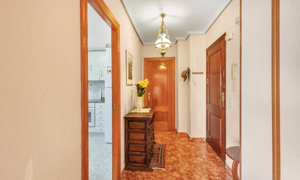 Resale - Apartment - Torrevieja - Playa del Cura