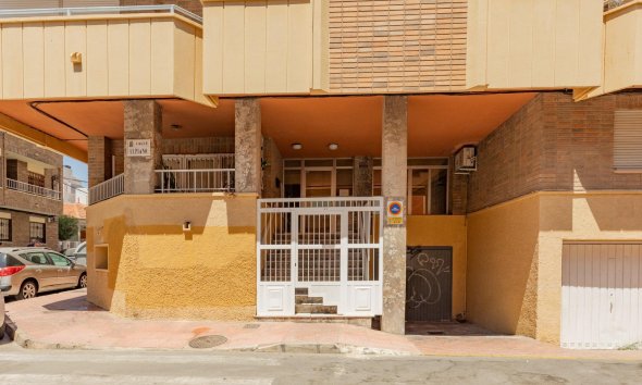 Resale - Apartment - Torrevieja - Playa del Cura