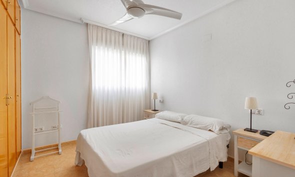 Resale - Apartment - Torrevieja - Nueva Torrevieja
