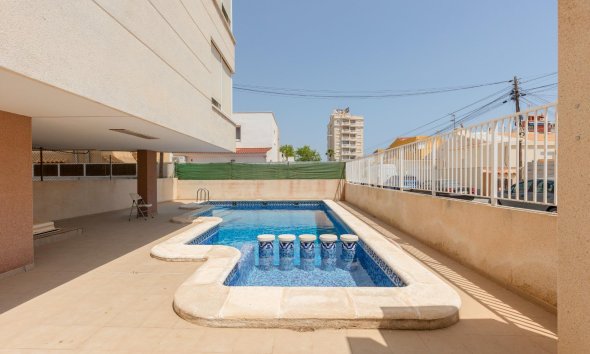 Resale - Apartment - Torrevieja - Nueva Torrevieja