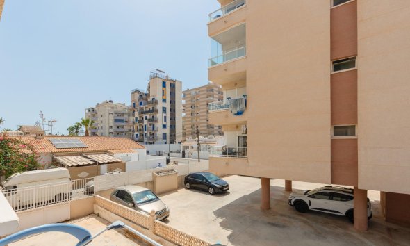 Resale - Apartment - Torrevieja - Nueva Torrevieja