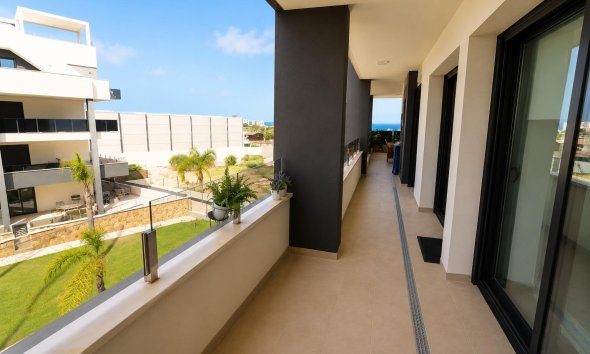 Resale - Apartment - Orihuela Costa - Punta Prima