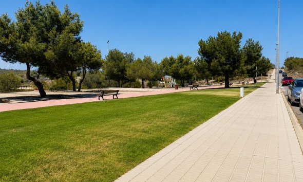 Resale - Bungalow - Orihuela Costa - Los Altos