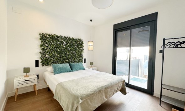 Resale - Terraced house / Townhouse - Torrevieja - Torrevieja - Aguas Nuevas