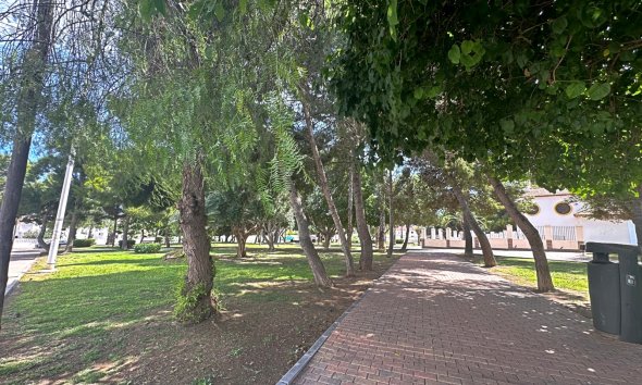 Resale - Terraced house / Townhouse - Torrevieja - Torrevieja - Aguas Nuevas