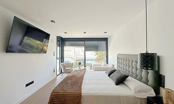 Resale - Terraced house / Townhouse - Torrevieja - Torrevieja - Aguas Nuevas