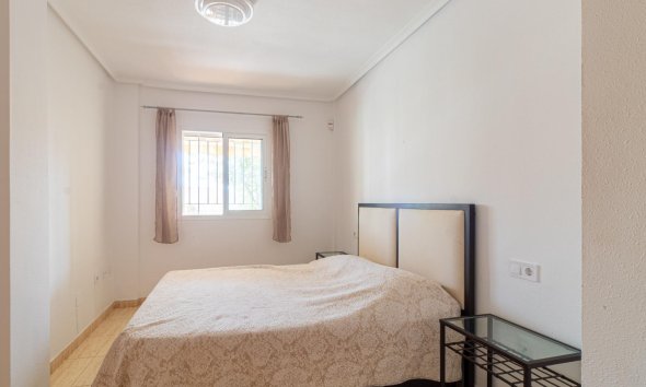 Resale - Bungalow - Orihuela Costa - Punta Prima
