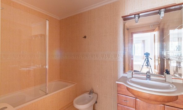 Resale - Bungalow - Orihuela Costa - Punta Prima