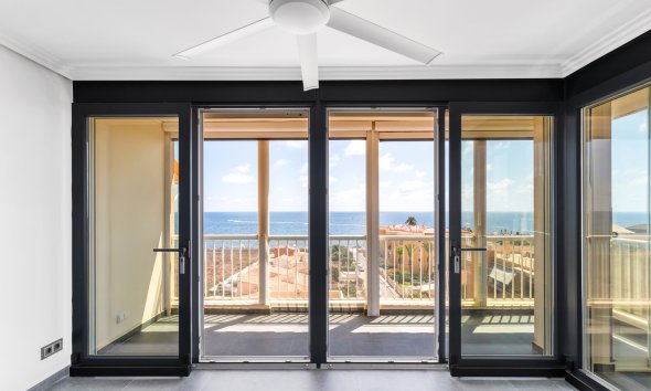 Resale - Apartment - Torrevieja - Rocio del Mar