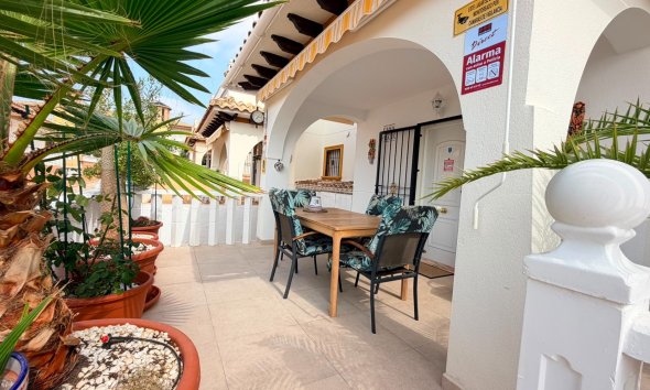 Resale - Villa - Orihuela Costa