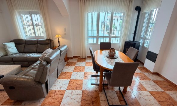 Resale - Villa - Orihuela Costa