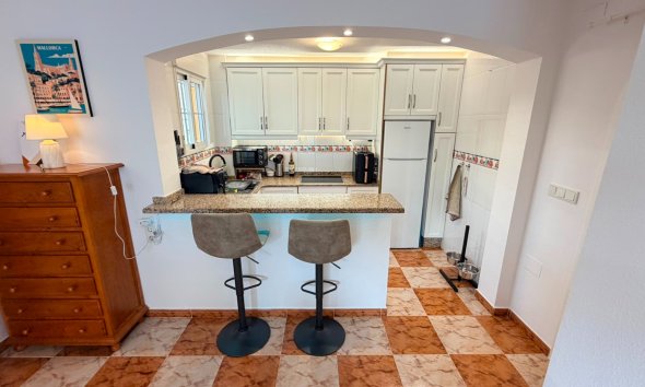 Resale - Villa - Orihuela Costa