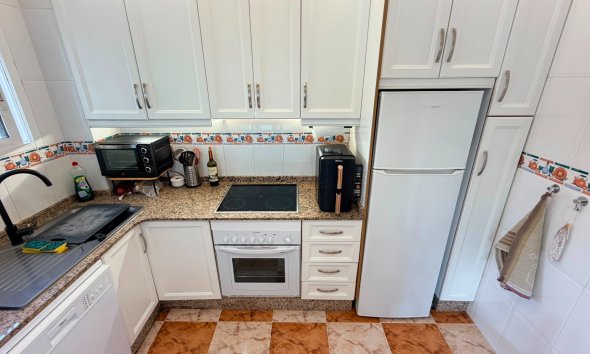 Resale - Villa - Orihuela Costa