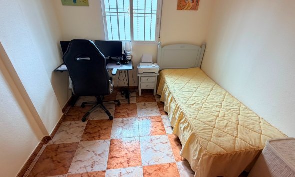 Resale - Villa - Orihuela Costa