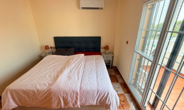 Resale - Villa - Orihuela Costa