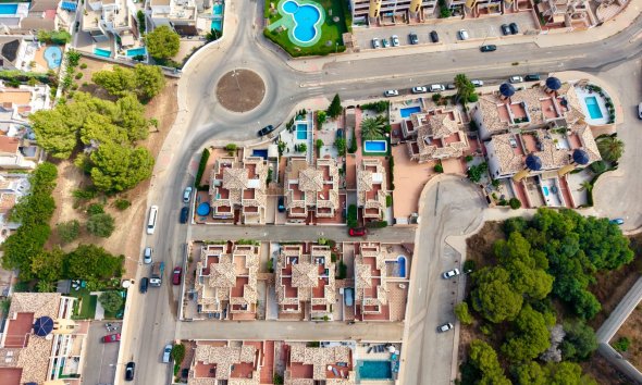 Resale - Villa - Orihuela Costa