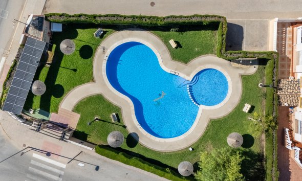 Resale - Villa - Orihuela Costa