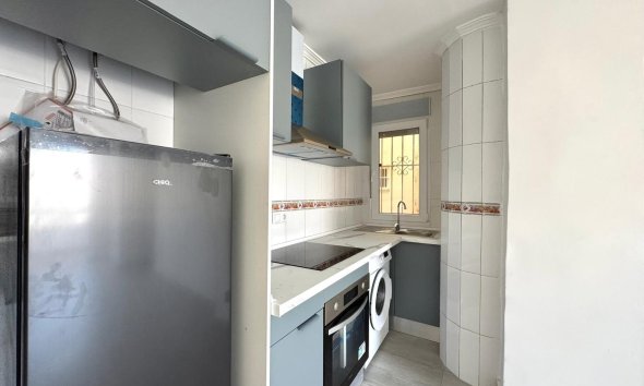 Resale - Apartament / Duplex - Torrevieja