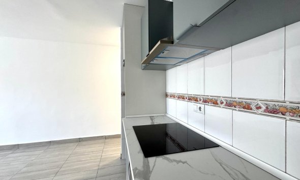 Resale - Apartament / Duplex - Torrevieja