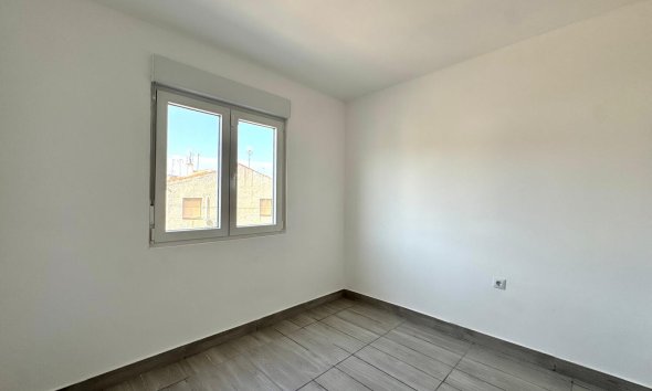 Resale - Apartament / Duplex - Torrevieja