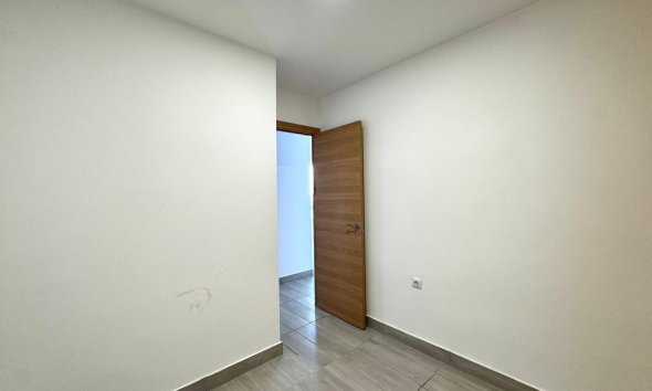 Resale - Apartament / Duplex - Torrevieja
