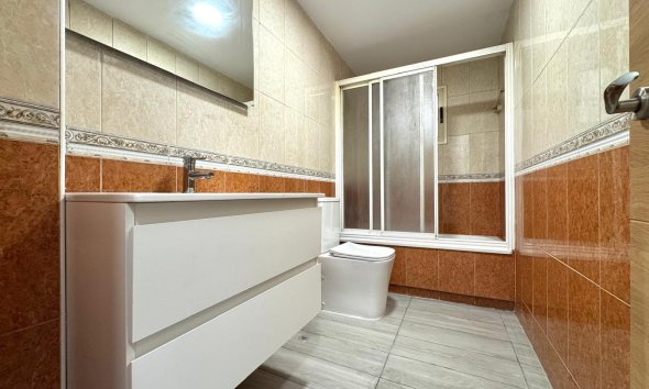 Resale - Apartament / Duplex - Torrevieja