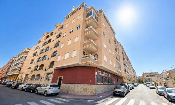 Resale - Apartament / Duplex - Torrevieja