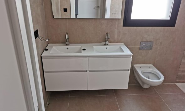 Obra nueva - Villa - Pinoso