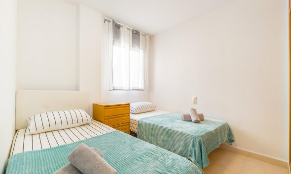 Resale - Apartment - Torrevieja - Playa de los Locos